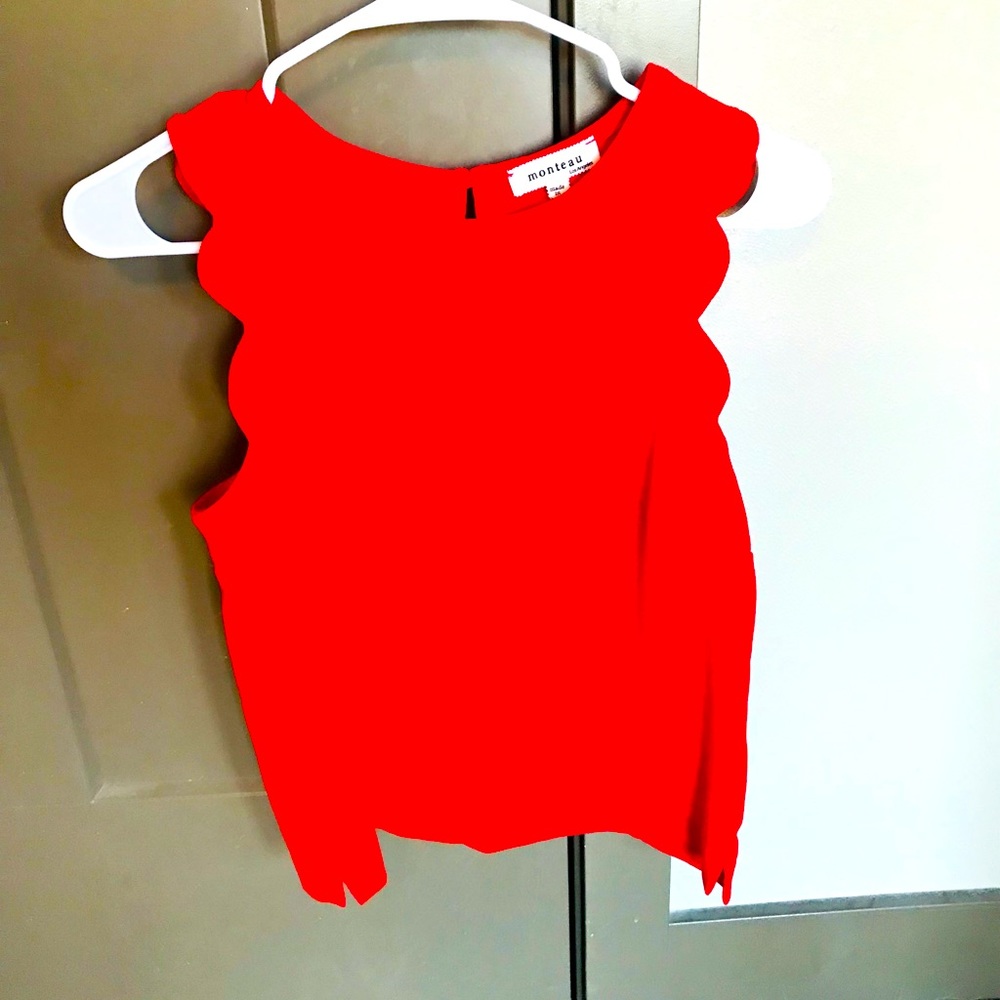 Red fun tank